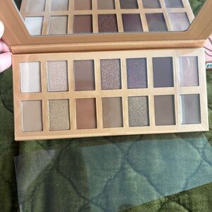 Mally Novelty Neutrals Eyeshadow Palette
